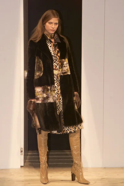 Look 13